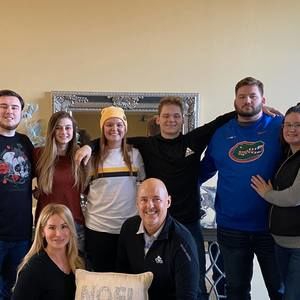 Meet your Posher, Seth